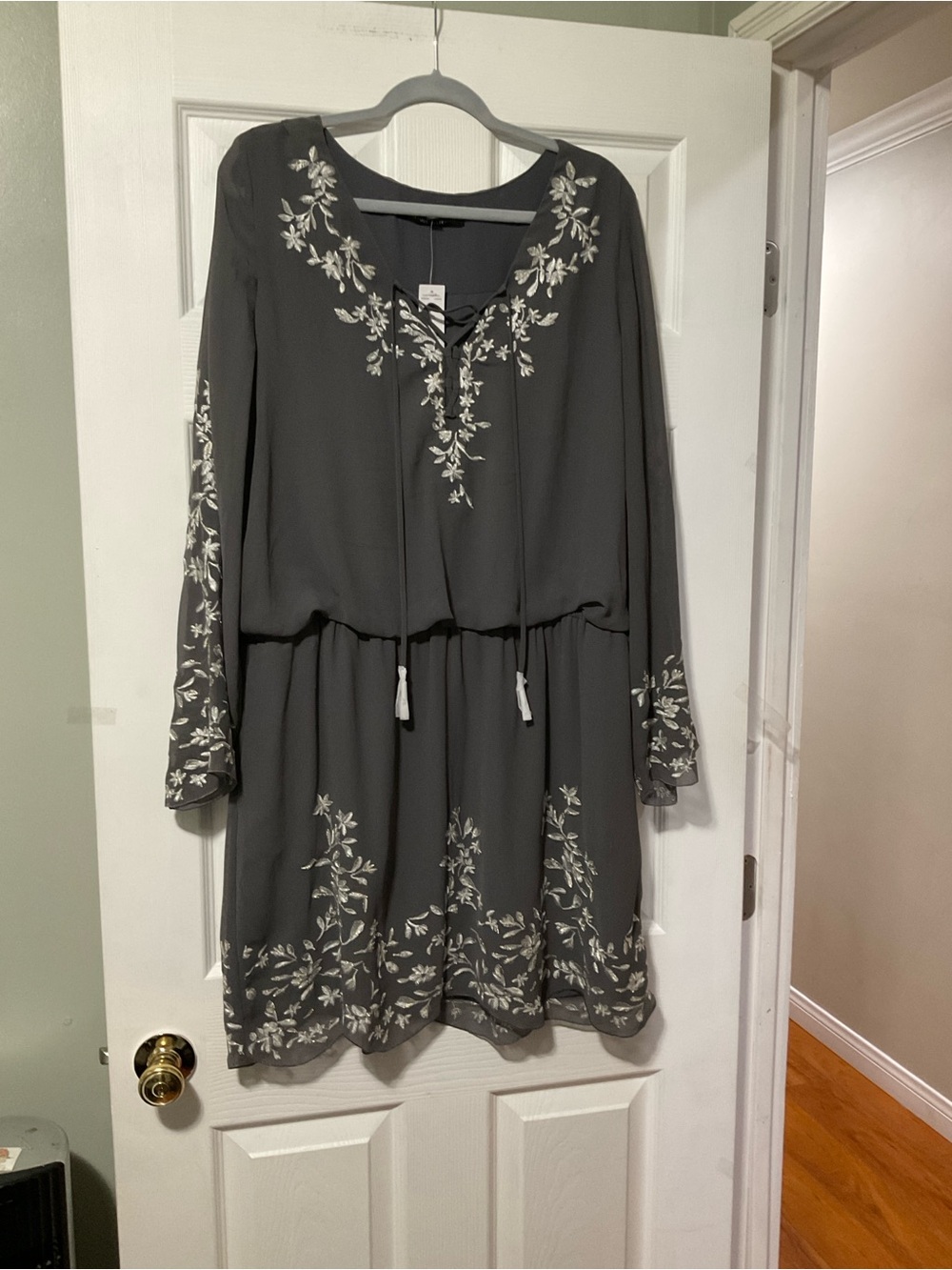 White House Black Market Gray Embroidered Long Sleeve Tie-Waist Dress
